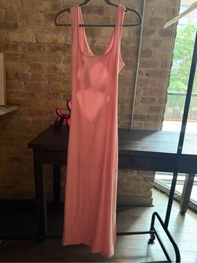 Sleeveless Pink Maxi Dress - Classic Scoop Neck and sexy back detail